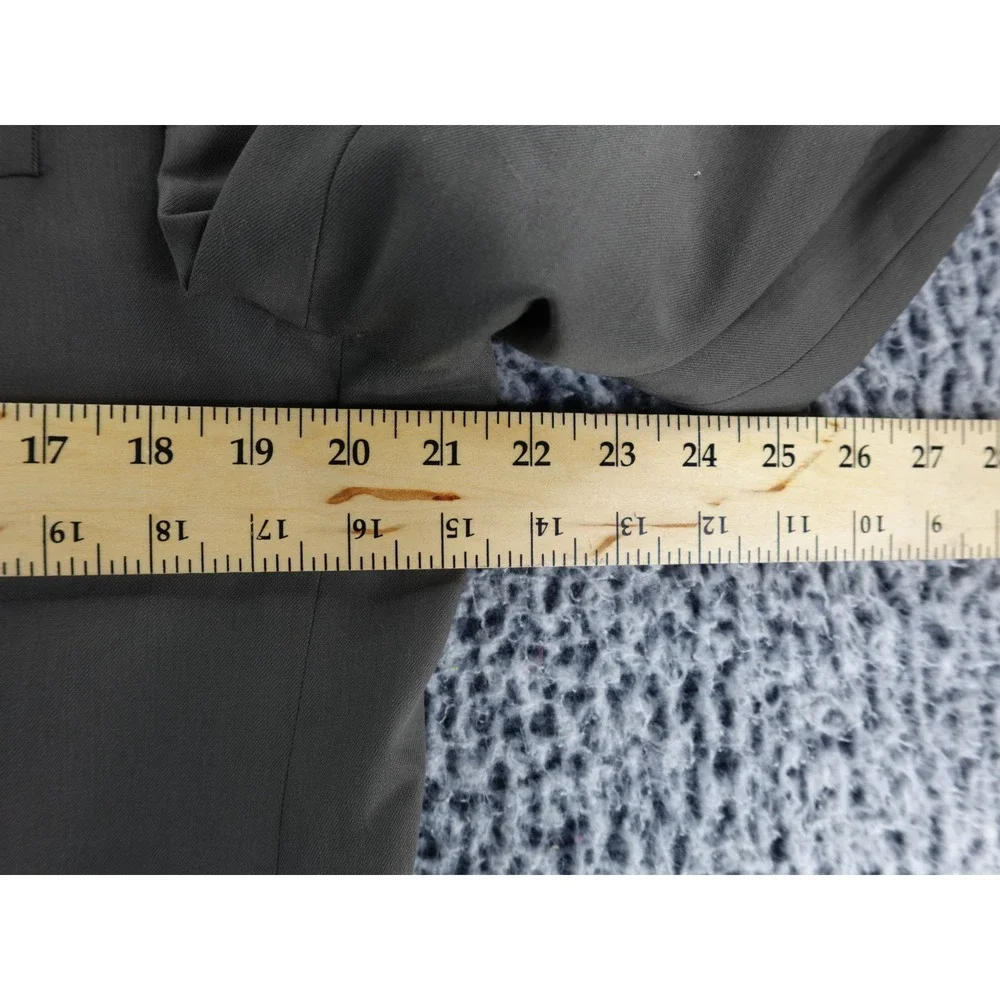 Calvin Klein Mens Modern Fit Charcoal Gray Suit Jacket Blazer Made in Canada 40R